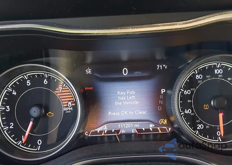 2019 Jeep Cherokee Limited 4X4 из США, поврежденный, VIN 1C4PJMDX4KD359633